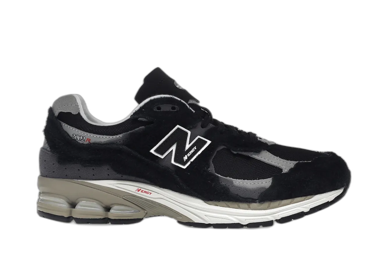 New Balance 2002R Protection Pack Black Grey